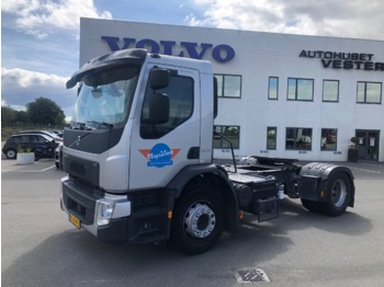 Tractor unit Volvo FE 320: picture 1