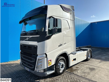 Tractor unit VOLVO FH 500