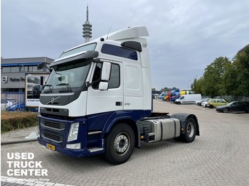 Tractor unit Volvo FM11 370 Globetrotter 4x2T Euro 6 NL-Truck: picture 1