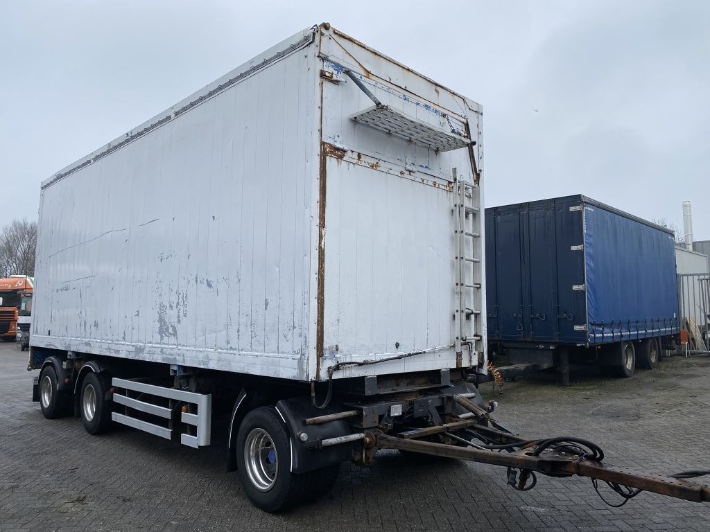 Closed box trailer Bygg 3 AXLES - BPW + LIFTING AXLE + BOX 7,80 MET: picture 3