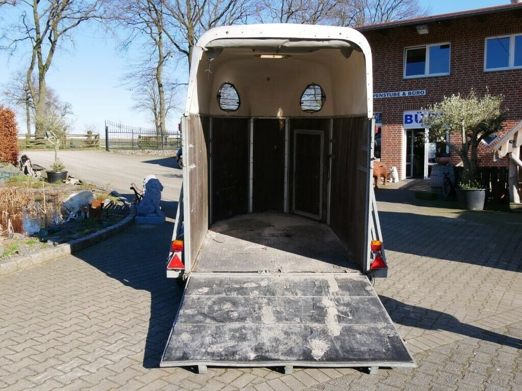 Horse trailer Holz Poly 2 Pferde: picture 4