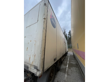 Closed box trailer