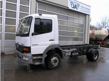 Mercedes-Benz 1217 L - Cab chassis truck