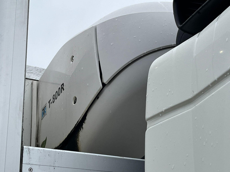 Refrigerator truck DAF LF 250 4x2 T-800R / BOX L=6223 mm: picture 18