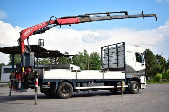 Dropside/ Flatbed truck, Crane truck DAF XF 105.410 4x2 FASSI F 190 Trailer: picture 4