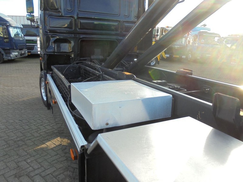 Hook lift truck DAF XF 105.480 + 6X2 + Discounted from 16.950,-: picture 13