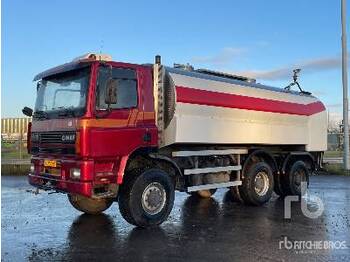 Tank truck GINAF M3333-S 6x6: picture 1