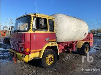 Tank truck IVECO 145 17R ADR 4x2 (Inoperable): picture 1