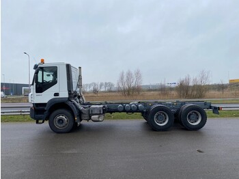 New Cab chassis truck Iveco TRAKKER 360 6x4 Cab & Chassis UNUSED: picture 1