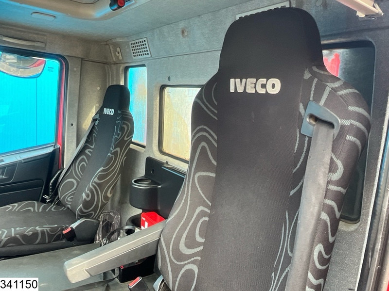 Lease a Iveco Trakker 360 8x4, EURO 6, Palfinger, Remote Iveco Trakker 360 8x4, EURO 6, Palfinger, Remote: picture 11