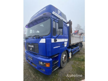 Dropside/ Flatbed truck, Crane truck MAN 26.464 + Fassi F110: picture 1
