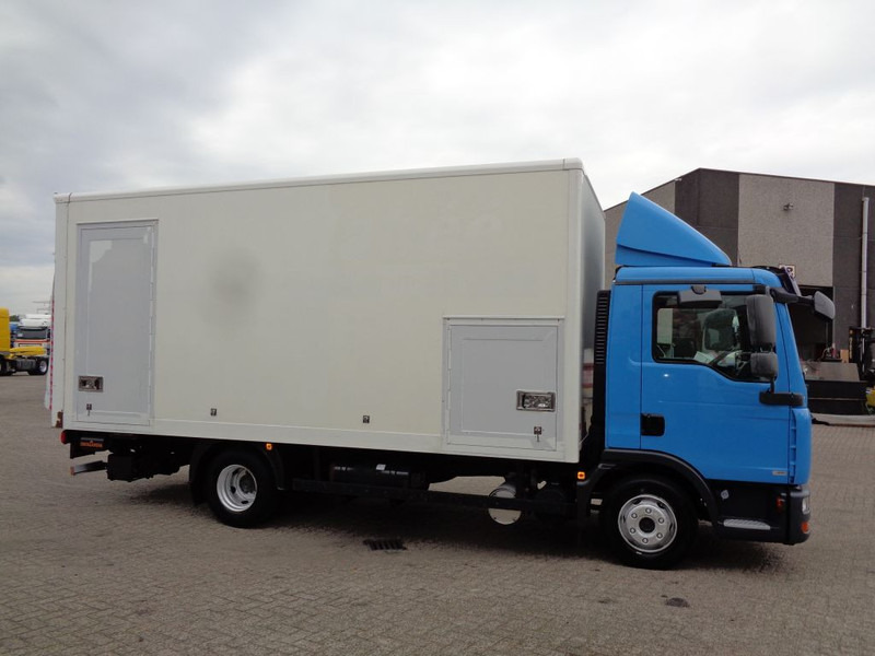 Box truck MAN TGL 10.210 BROKEN ENGINE+ Airco + Dhollandia Lift: picture 6