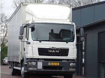 Curtainsider truck MAN TGM 15.250