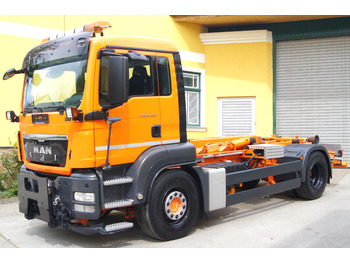 Hook lift truck MAN TGS 18.320 BL 4x2 / HYVALIFT / Euro 5 EEV / Winterdienst: picture 2