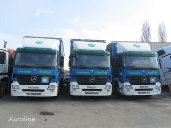 Curtainsider truck MERCEDES-BENZ ACTROS 1832: picture 1