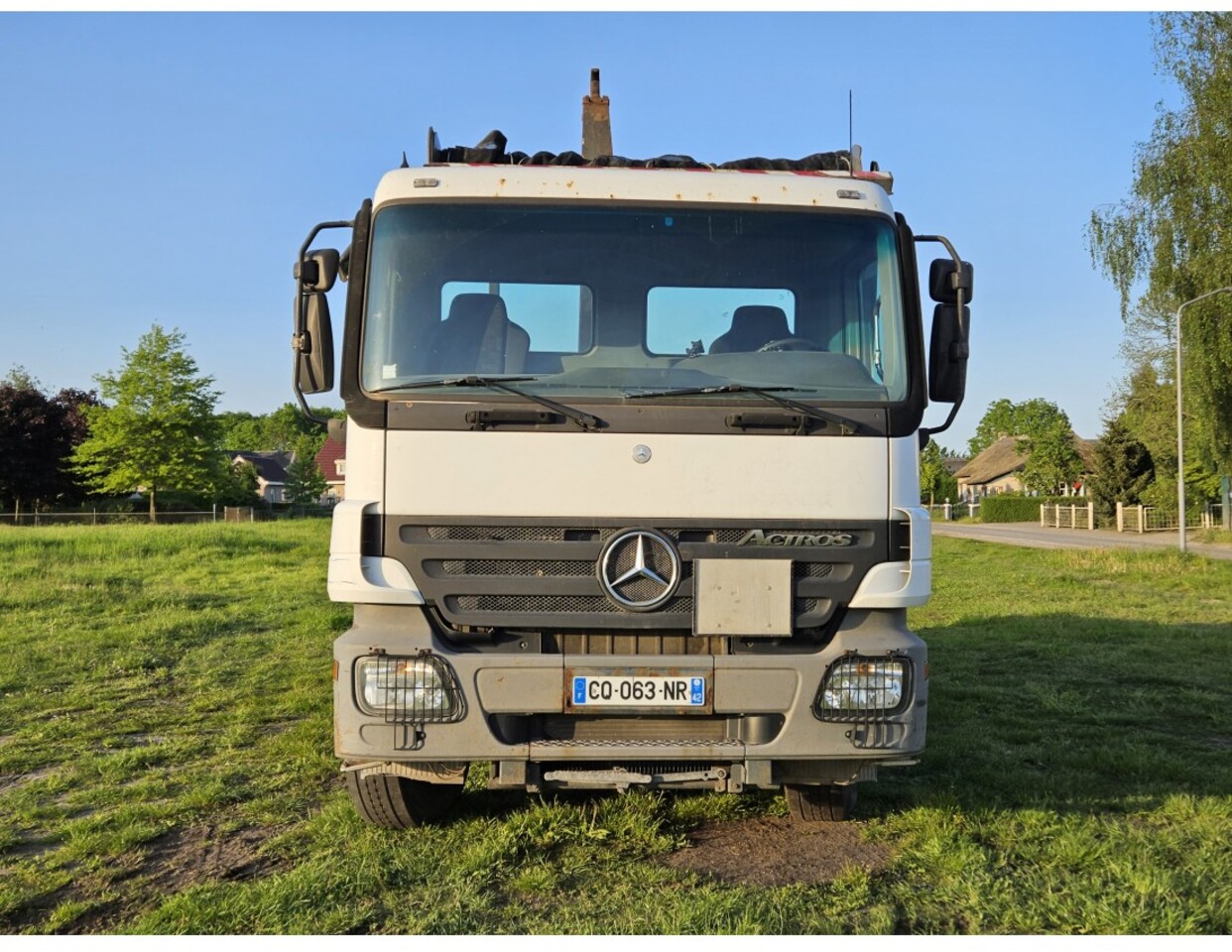 Hook lift truck Mercedes Actros 2646 container system 6x4 big axles 3 pedals EPS M.O.T 27-11-2023: picture 7