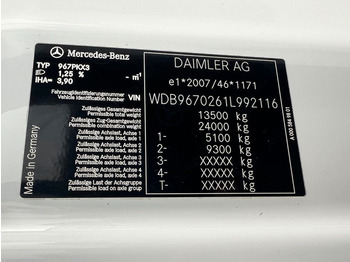 Curtainsider truck Mercedes-Benz 1324 4X2 Koffer Plane 6 to. Hebebühne: picture 2