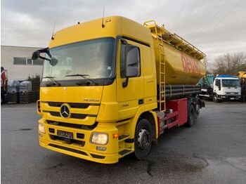 Tank truck for transportation of food Mercedes-Benz 2544 2744 MP3 mit Anhänger: picture 1
