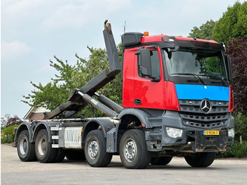 Hook lift truck MERCEDES-BENZ Arocs