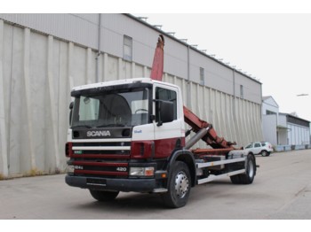 Hook lift truck SCANIA 124.420 Manuell Retarder AHK: picture 1