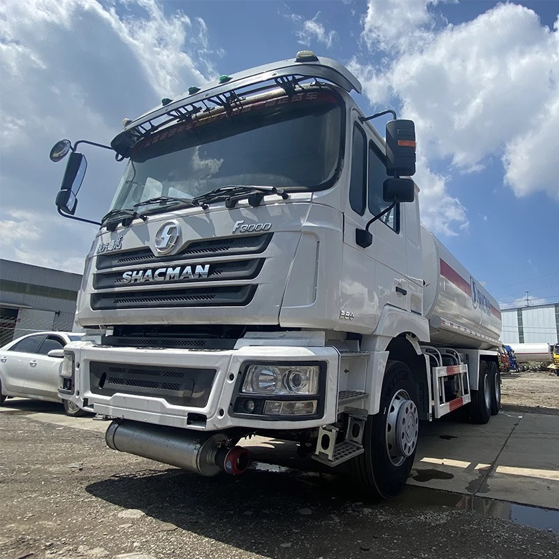 Lease a SHACMAN 6x4 drive 10 wheels fuel tanker truck lorry SHACMAN 6x4 drive 10 wheels fuel tanker truck lorry: picture 3