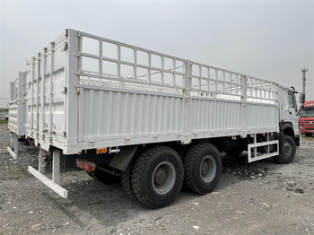 Livestock truck for transportation of animals SINOTRUK HOWO 371: picture 4