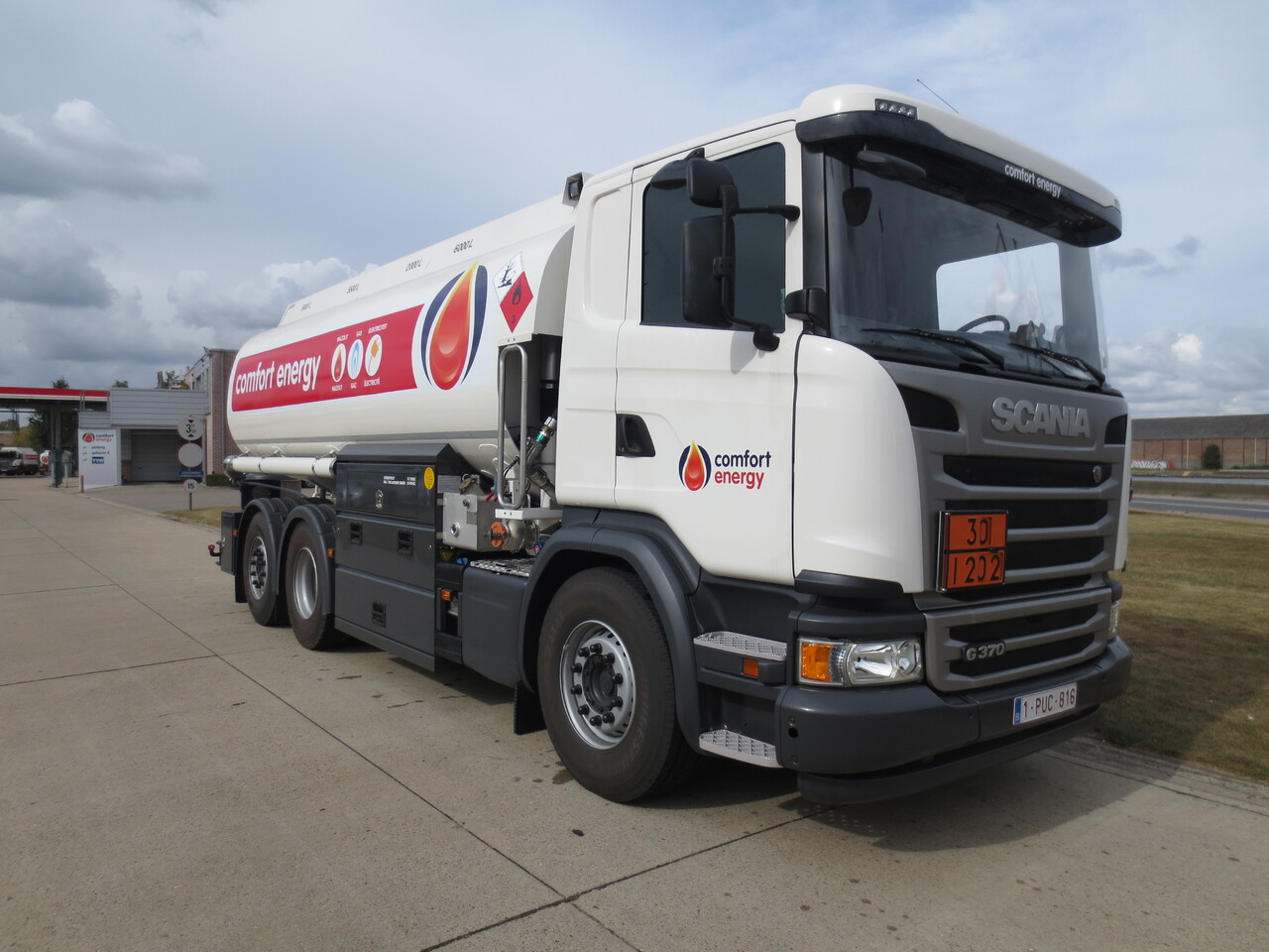 Tank truck Scania G370: picture 6