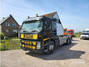 Container transporter/ Swap body truck VOLVO 460,05,Manuel,6x4,PTO,Airco,Leather: picture 1