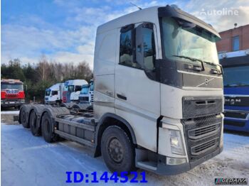 Cab chassis truck VOLVO FH13 540 8x4 Euro5 Steering Axle: picture 1
