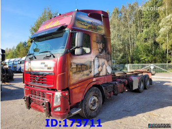 Timber truck VOLVO FH16 700