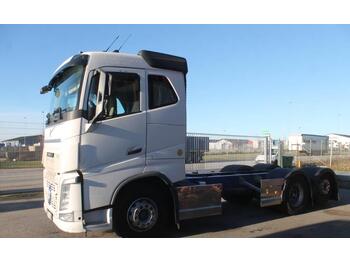 Cab chassis truck Volvo FH540 6x2 serie 4462 Euro 6: picture 1