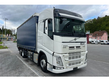 Curtainsider truck Volvo FH-540 6x2 LBW: picture 3
