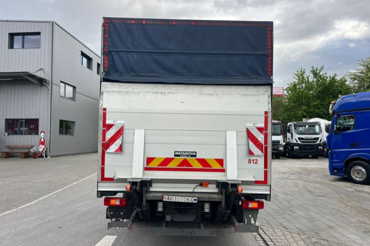 Curtainsider truck Volvo FH-540 6x2 LBW: picture 6