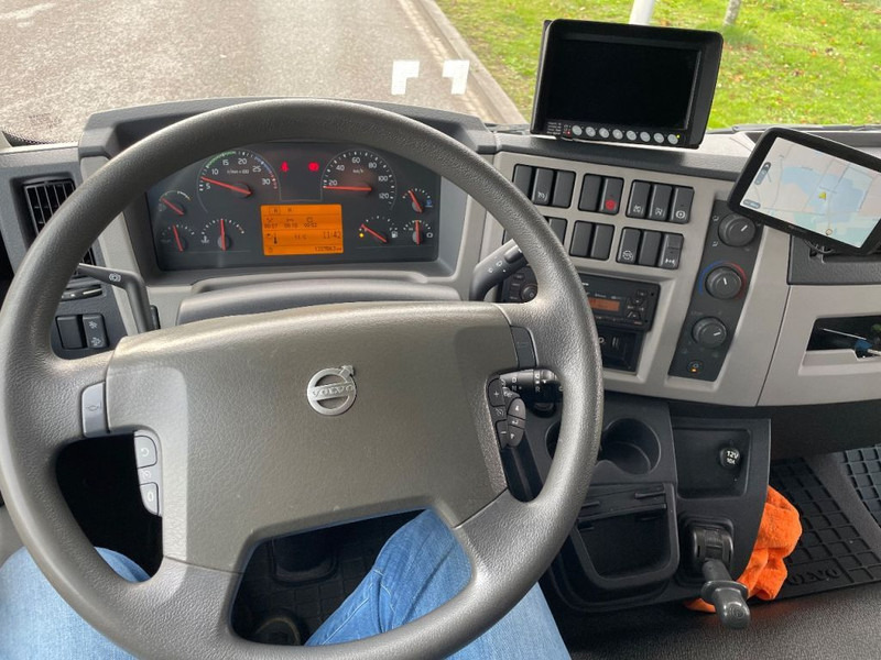 Box truck Volvo FL verhuiswagen 2019 only 133.000 km: picture 9