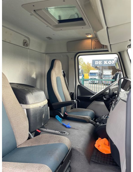 Box truck Volvo FL verhuiswagen 2019 only 133.000 km: picture 7
