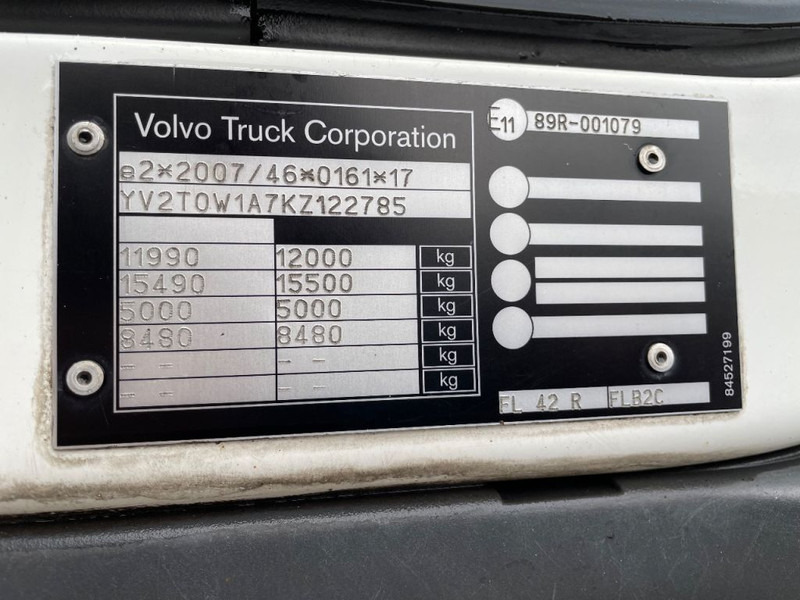 Box truck Volvo FL verhuiswagen 2019 only 133.000 km: picture 12