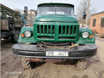 Dropside/ Flatbed truck ZIL 131: picture 1