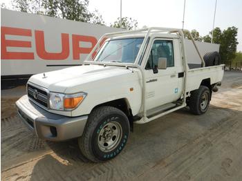 Pickup truck 2008 Toyota Land Cruiser: picture 1