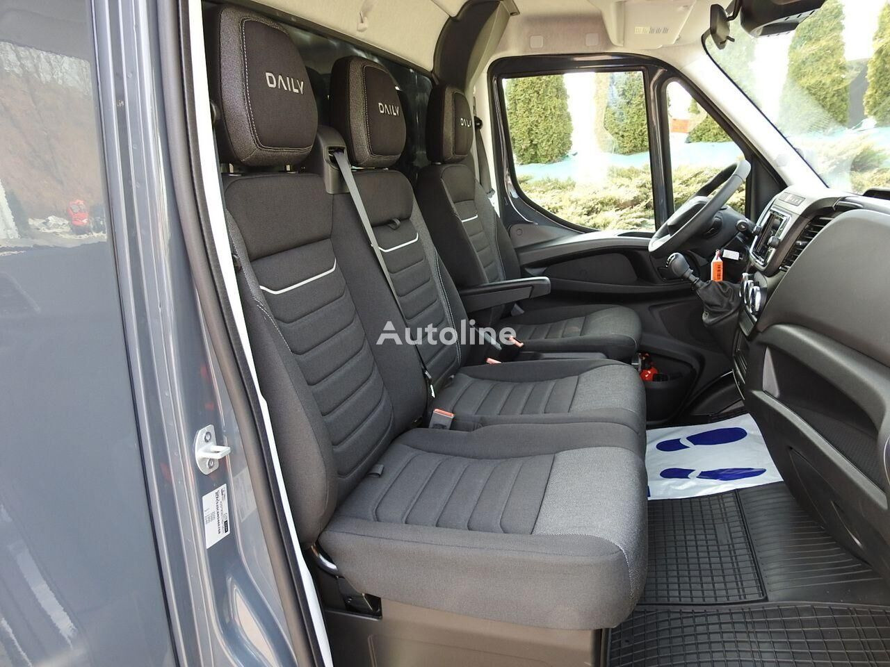 Lease a IVECO Daily 35S18 Curtain side IVECO Daily 35S18 Curtain side: picture 40