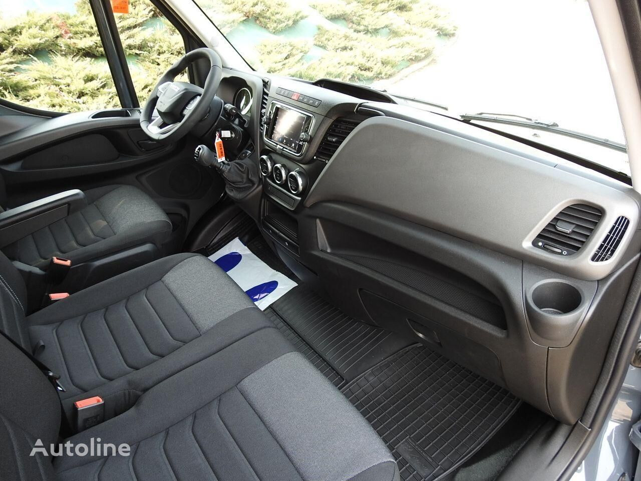 Lease a IVECO Daily 35S18 Curtain side IVECO Daily 35S18 Curtain side: picture 39