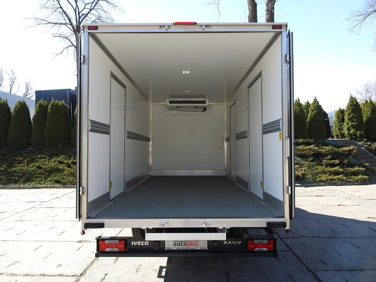 Refrigerated van IVECO Daily Fridge: picture 8