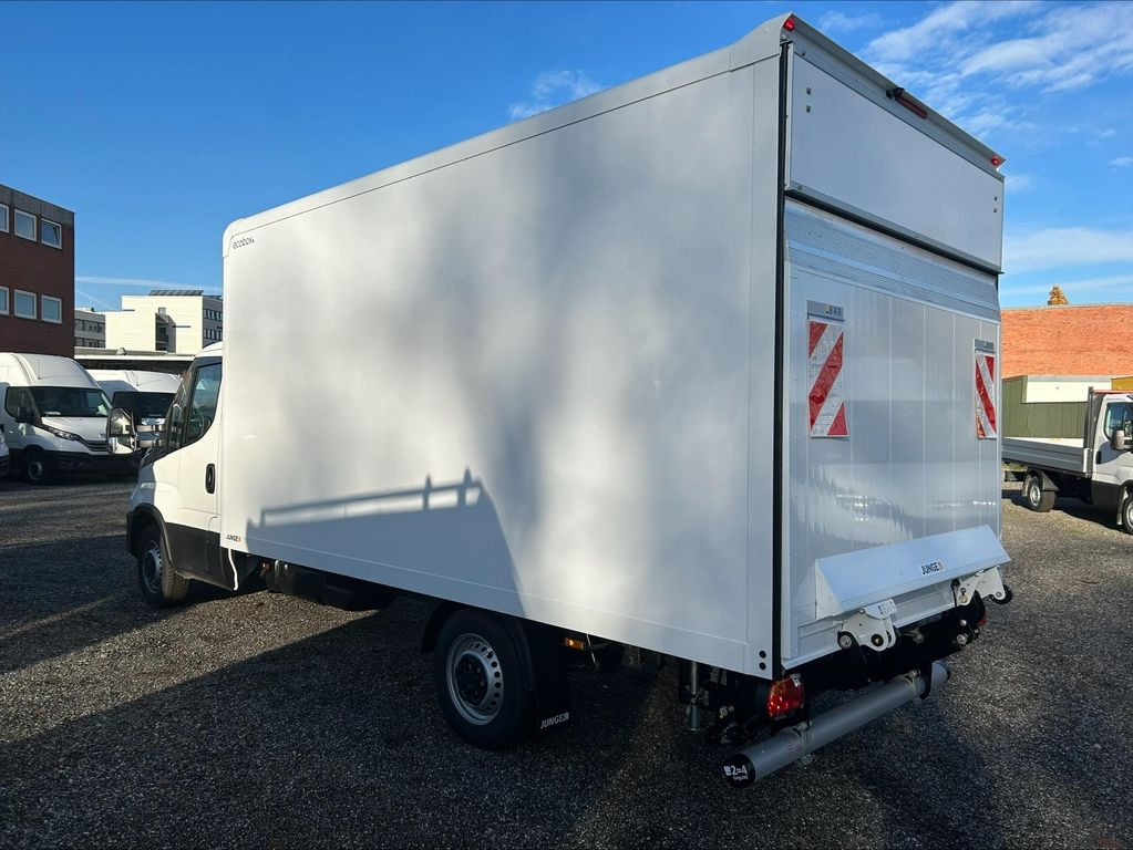 Lease a Iveco Daily Koffer 35S14H EA8 115 kW (156 PS), Auto...  Iveco Daily Koffer 35S14H EA8 115 kW (156 PS), Auto...: picture 5