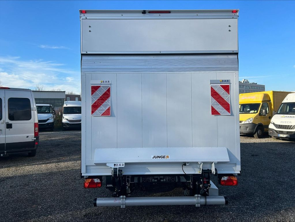 Lease a Iveco Daily Koffer 35S14H EA8 115 kW (156 PS), Auto...  Iveco Daily Koffer 35S14H EA8 115 kW (156 PS), Auto...: picture 6