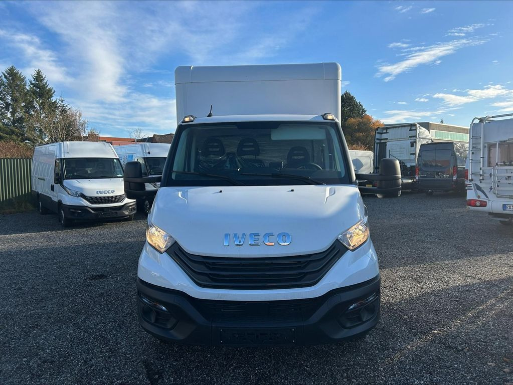 Lease a Iveco Daily Koffer 35S14H EA8 115 kW (156 PS), Auto...  Iveco Daily Koffer 35S14H EA8 115 kW (156 PS), Auto...: picture 2