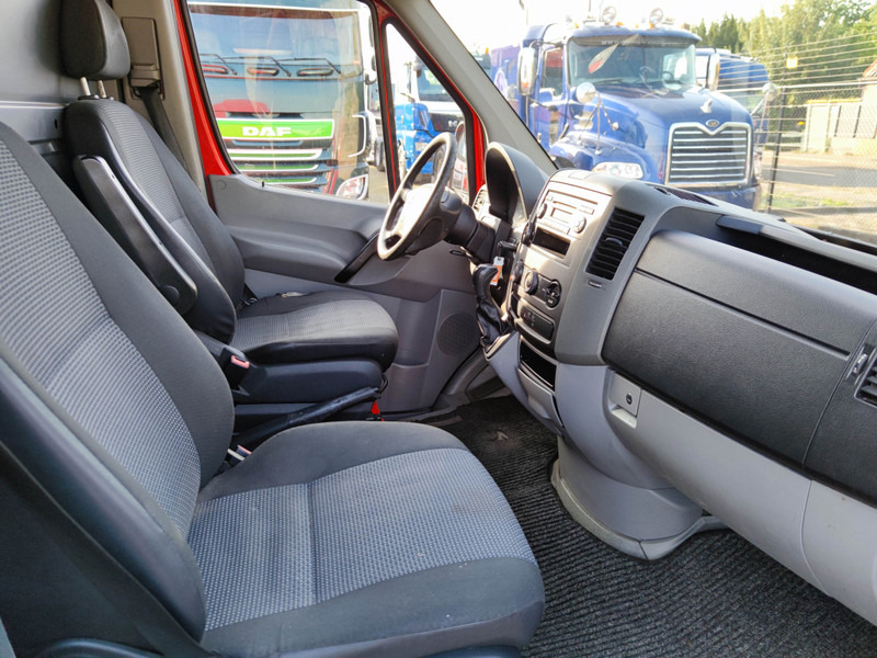 Refrigerated van Mercedes-Benz Sprinter 310CDI - Automatic - Cool / Freeze Transport - Carrier (A120): picture 8