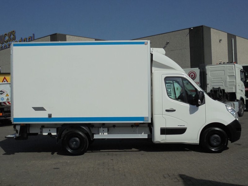 Refrigerated van Renault Master F 3500 + Manual + Thermoking: picture 6