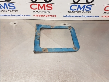  Ford 5110, 5610, 6610, 7610 Ap Cab Retainer Cover E1nn94100n42ca11b - Cab and interior: picture 1