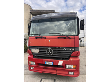MERCEDES-BENZ actros 1835 - Curtainsider truck: picture 3
