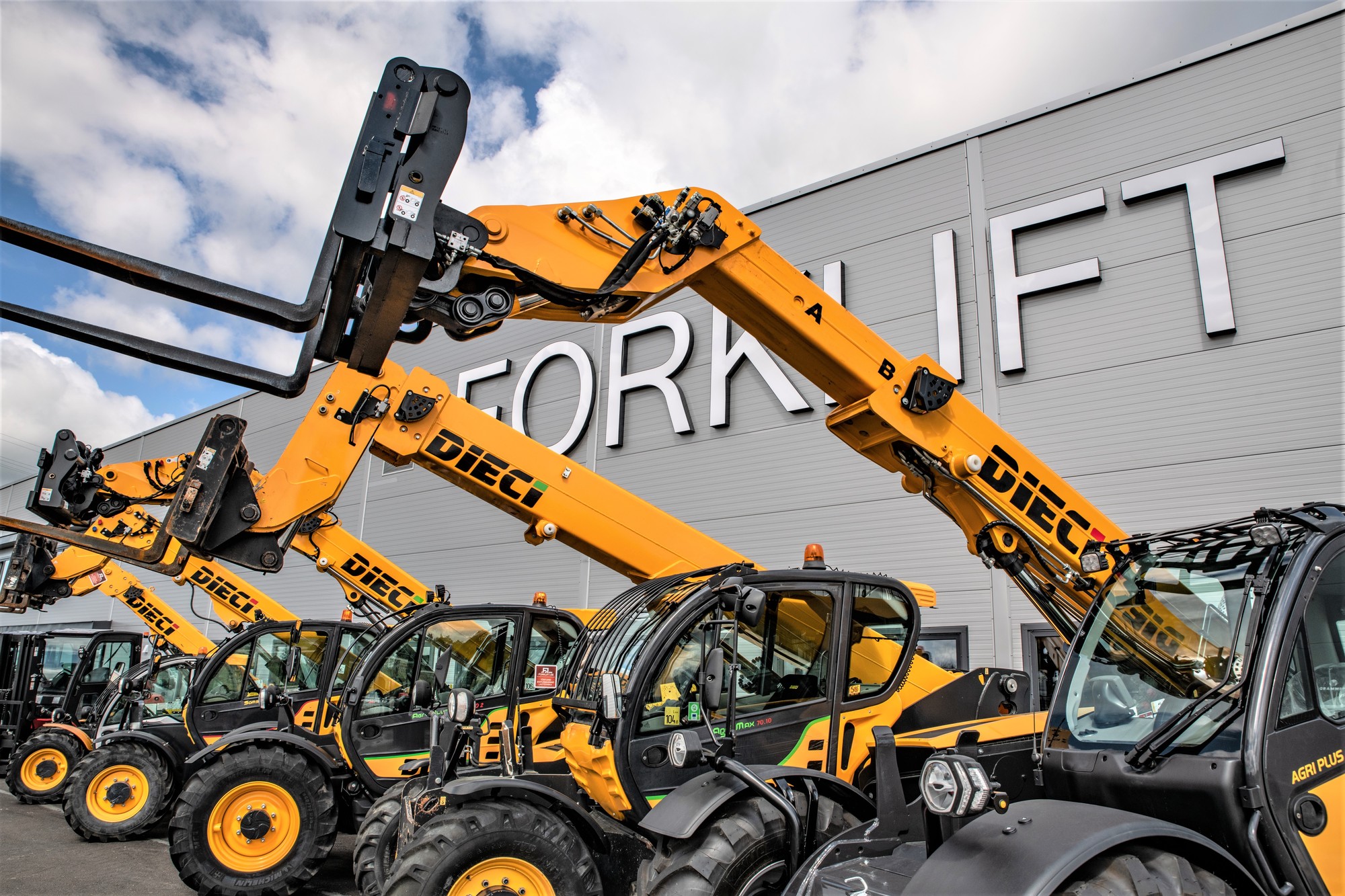 FORKLIFT OU - Material handling equipment MANITOU MT 625 - Year: 2021, diesel undefined: picture 1