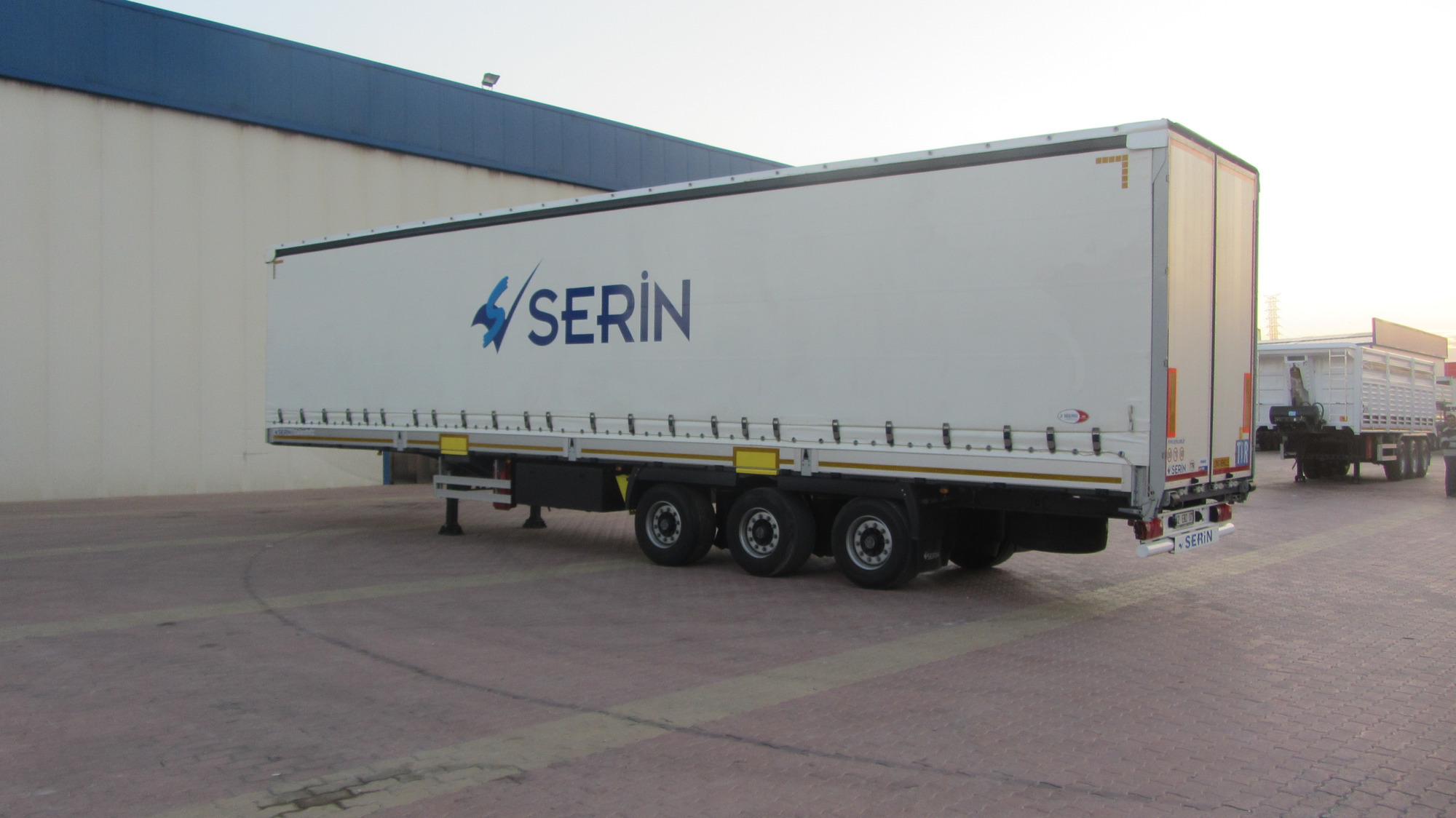 Serin Trailer undefined: picture 31